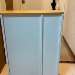 トイレ収納の画像