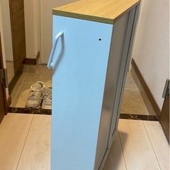 トイレ収納の画像