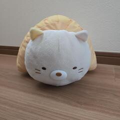 すみっコぐらしのネコのぬいぐるみ