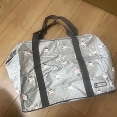 Lesportsacの折りたたみバッグです☺️