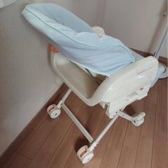 コンビ　ハイローチェア　水色の画像