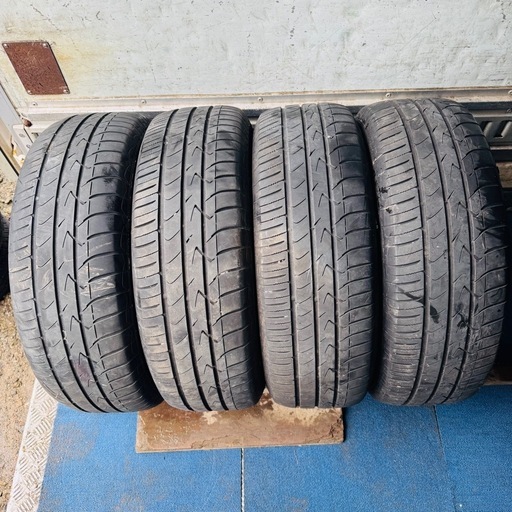バリ山TOYO TRANPATH MPZ 215/70R15 夏タイヤ2022年製15インチ バリ山TOYO TRANPATH MPZ 215/70R15 夏タイヤ2022年製15インチ