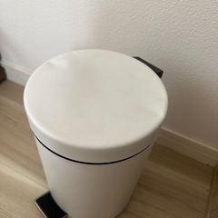 04291330　IKEA ゴミ箱の画像