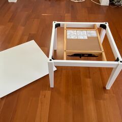 冬はコタツ、夏はテーブル・座卓として使える。 ニトリ　こたつ テーブル （正方形60cm）1人用。の画像