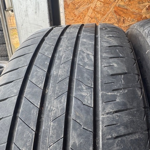 バリ山　BRIDGESTONE ブリヂストン　ブリジストン　REGNO GR001 225/45R18 夏タイヤ　2018年製　18イ