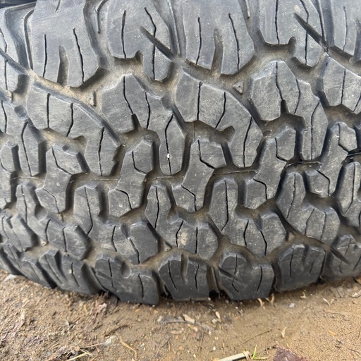 グッドリッチ　All-Terrain T/A 285/65R18