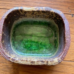 剣山付き花籠の画像