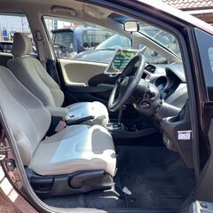 車検2年付き　H24年式　（ホンダ　フィットHV）34.8万円　（12720）の画像