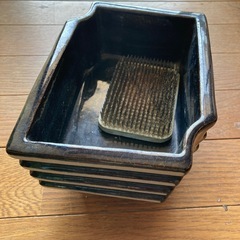 花器と剣山の画像