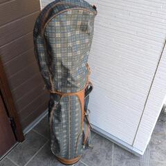 クラシックなゴルフバック