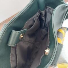 🔥さらに値下げ🔥グリーンのバッグ👜の画像