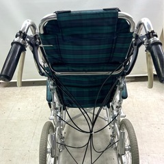 介護用車椅子の画像