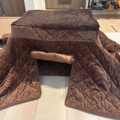 猫用コタツの画像