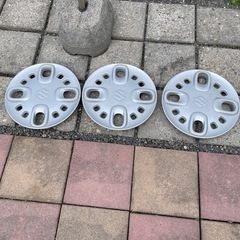 スズキスペーシア　ホイールカバー