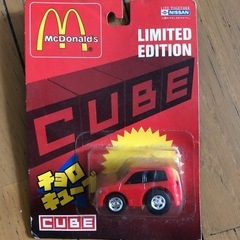 マクドナルドの景品　　日産キューブ