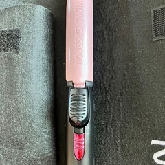 ヴィダルサスーン(vs)ミニカールアイロン
