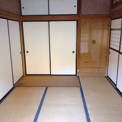 道が狭いので大きな車は入れません。【初期費用なし】【ペットＯＫ】【敷金・礼金・更新料無し】【一軒家】【駐車場あり】【水洗トイレ】【上水道】 - 賃貸（マンション/一戸建て）
