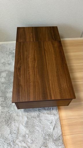 ダイニングテーブル