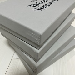 ヴィヴィアン　ウエストウッド　箱　BOX 保存袋の画像