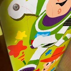 【中古:トイストーリーのオモチャ棚】枠だけの画像