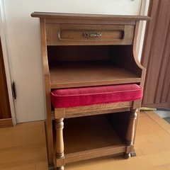お値下げ！　電話台　レトロ調