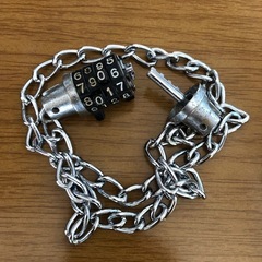 中古自転車の鍵2点の画像