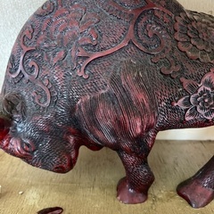 牛　石細工の画像
