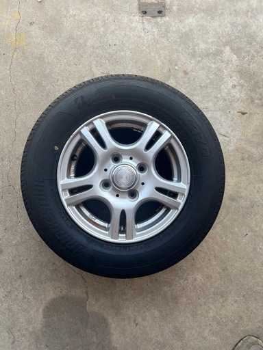 中古アルミホイール付き軽トラクよ145/80R12 80/78N LT