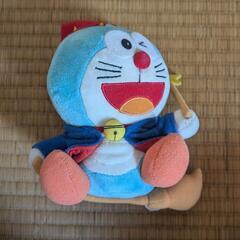 ドラえもんのぬいぐるみの画像