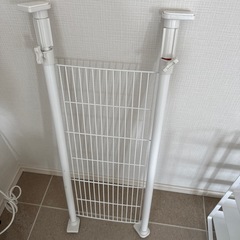 【譲り先決まりました】突っ張り棒、ラック