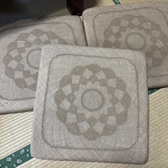 レトロ　かわいい　座布団　3つセット
