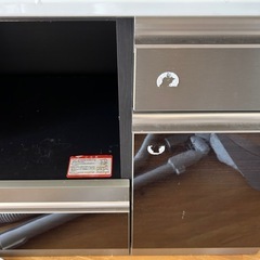 モダン　オシャレ　食器棚の画像