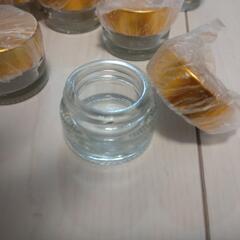 【新品】ガラス製の小さい容器の画像