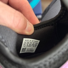 adidas テニスシューズ24.0センチの画像