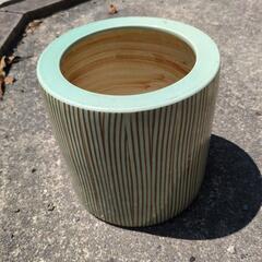 お話し中　火鉢だと思います。の画像