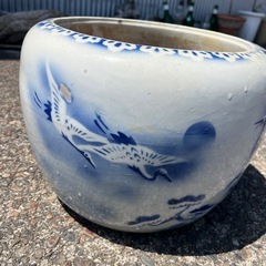 火鉢 鶴 絵 メダカの飼育などに 炭　古道具 レトロ アンティークの画像