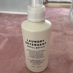 洗濯洗剤ボトル