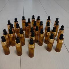 【新品】スポイト付き小瓶の画像