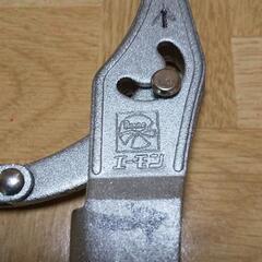 オイルフィルター レンチ