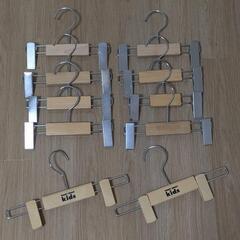 古着屋さん　物販撮影等便利なキッズ　木製ハンガープラスチックハン...