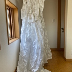 ウエデングドレスの画像