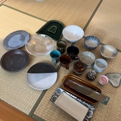 食器いろいろ　丹波焼もあり