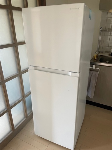 z高1     クリーニング前なので破格！クリーニングしたら値上げしますw ファミリー小さめひとり暮らし大きめ 冷蔵庫