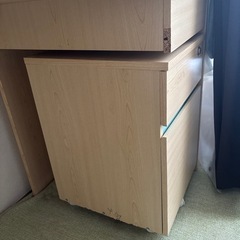 　LOWYA 学習机 デスクの画像