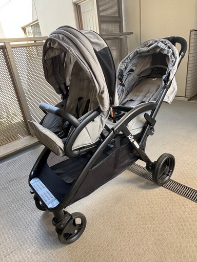 美品 レインカバー付き Joie 2人乗り ベビーカー エヴァライトデュオ