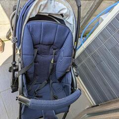 aprica　ベビーカーAB型対面式