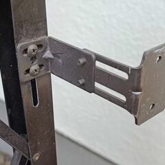 面格子　旧立山アルミ製　ブロンズ色　約幅137cm 高さ111cm ヒシクロス 防犯の画像