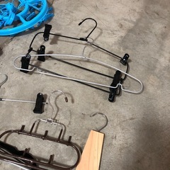 中古　ハンガー　まとめて　0427え6 M棚の画像