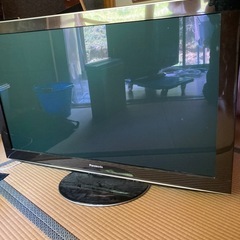 42型パナソニック液晶テレビの画像