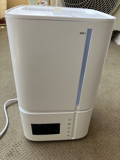 一番の贈り物 ハイブリッド式加湿器半年だけ使用 (ハナスケさん) 兵庫の季節 加湿器